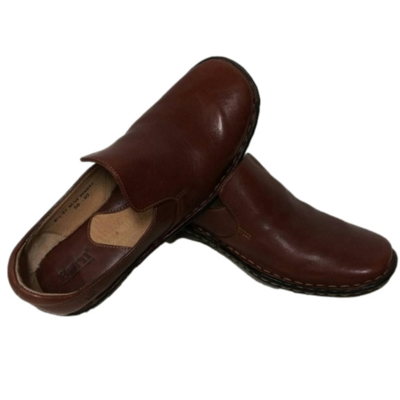 Born Shoes - 𝅺BORN Handcrafted Footwear Brown Leather Upper Round Toe Slip On Flat Mule Shoe